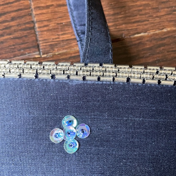 Hand beaded navy blue dragonfly purse - Picture 4 of 8